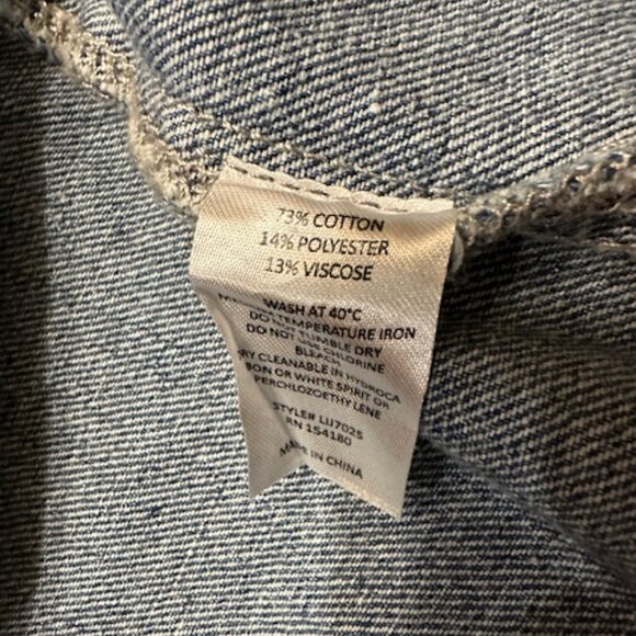 Jean Jacket with Removable Fur Collar - Picture 9 of 9